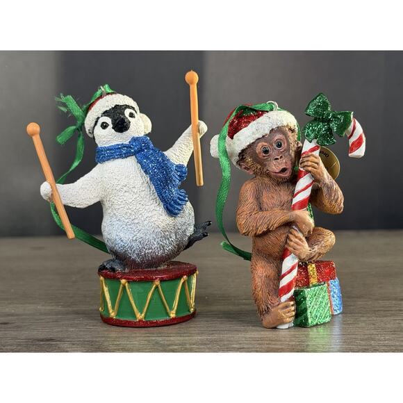 NIB Pair Danbury Mint Baby Animal Ornament Collection Penguin And Orangutang - Picture 2 of 8
